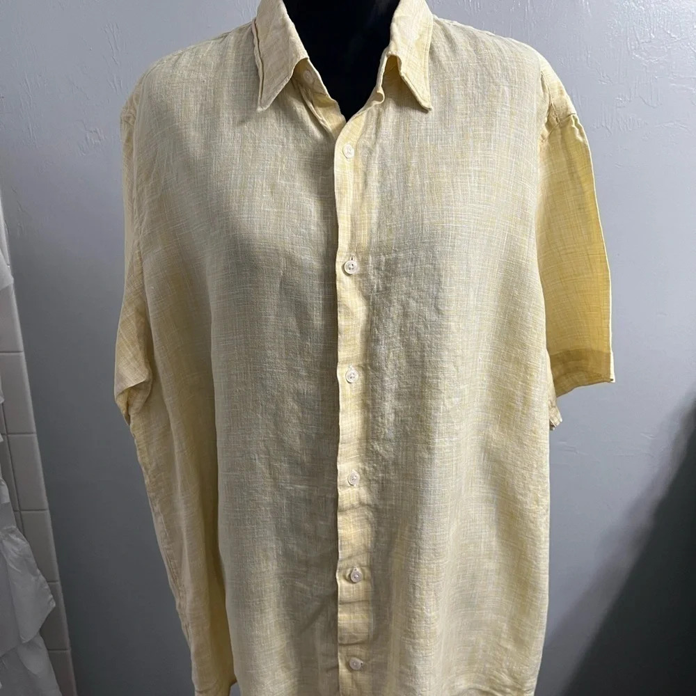 Perry Ellis button down top